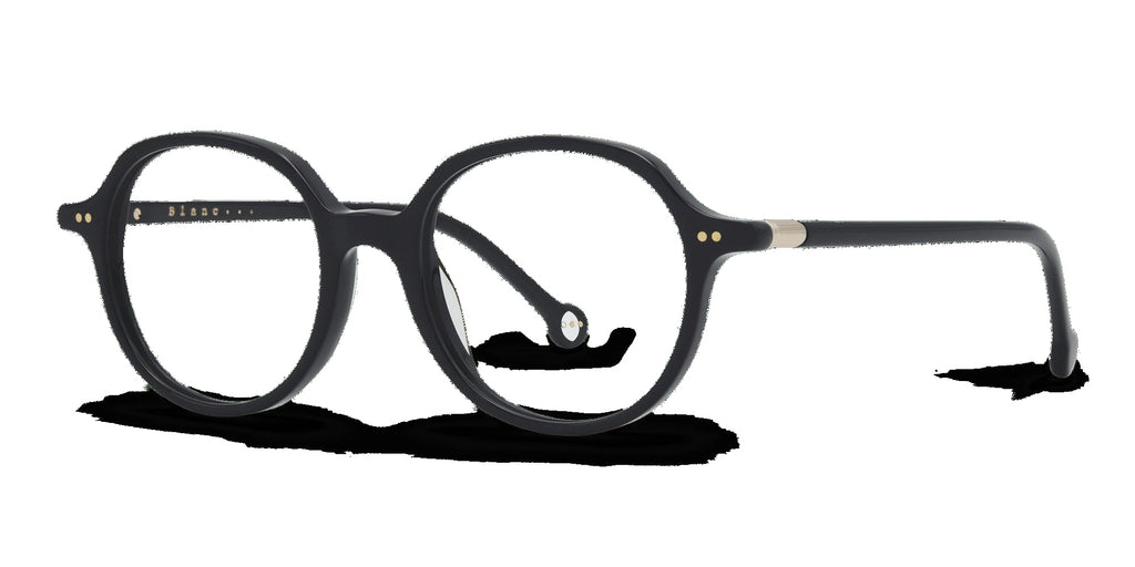Nina 833 — Black, three-quarter view