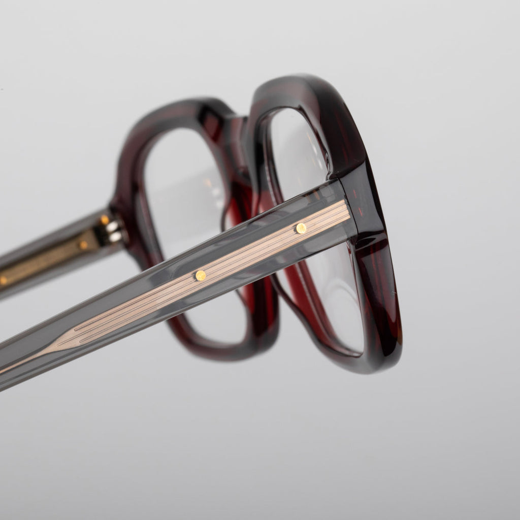 Steve McQueen Bankable Optical 156 Crystal Red Brown & Crystal Black Temples - angle 3