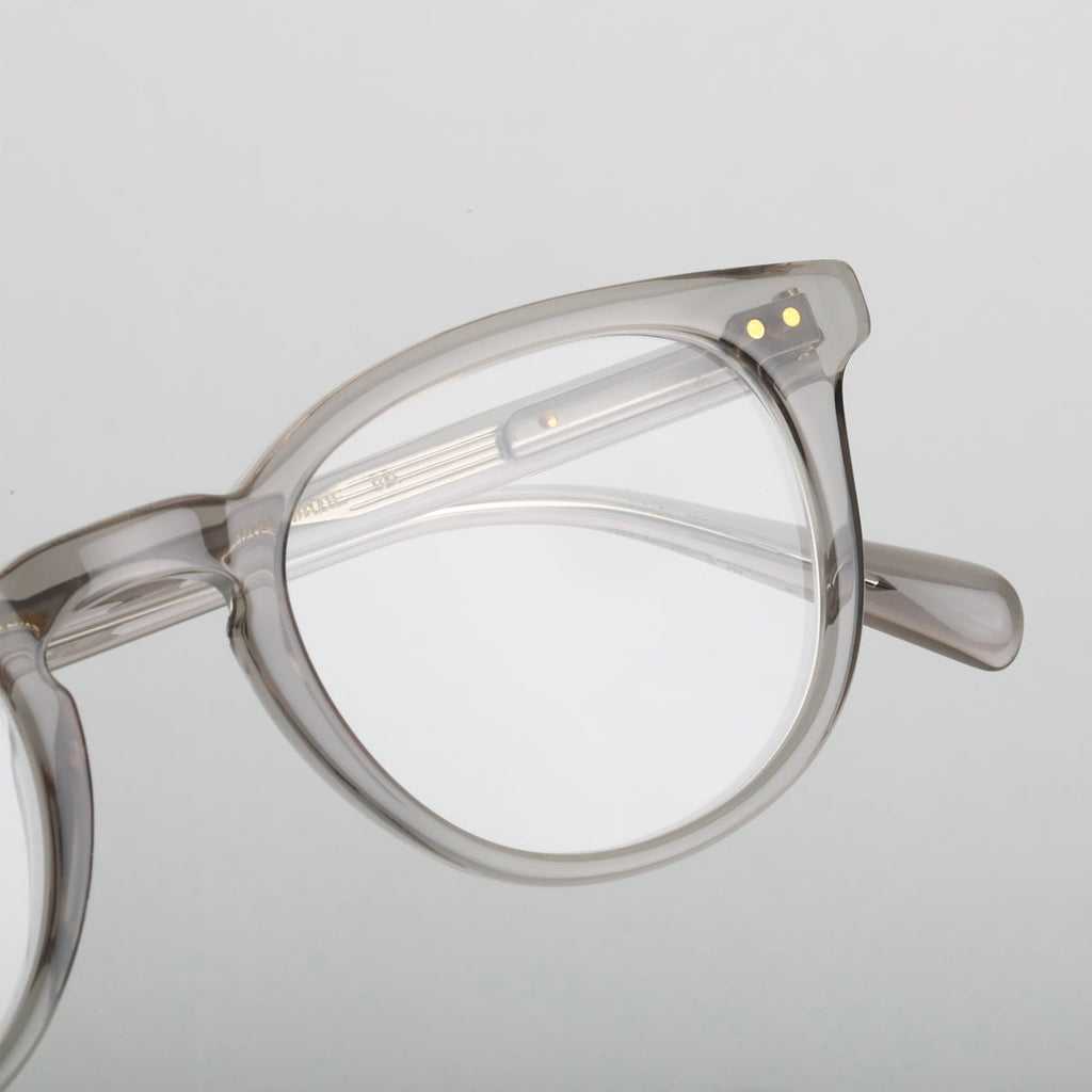 Steve McQueen Carmel Optical C-010 Light Crystal Grey - angle 4
