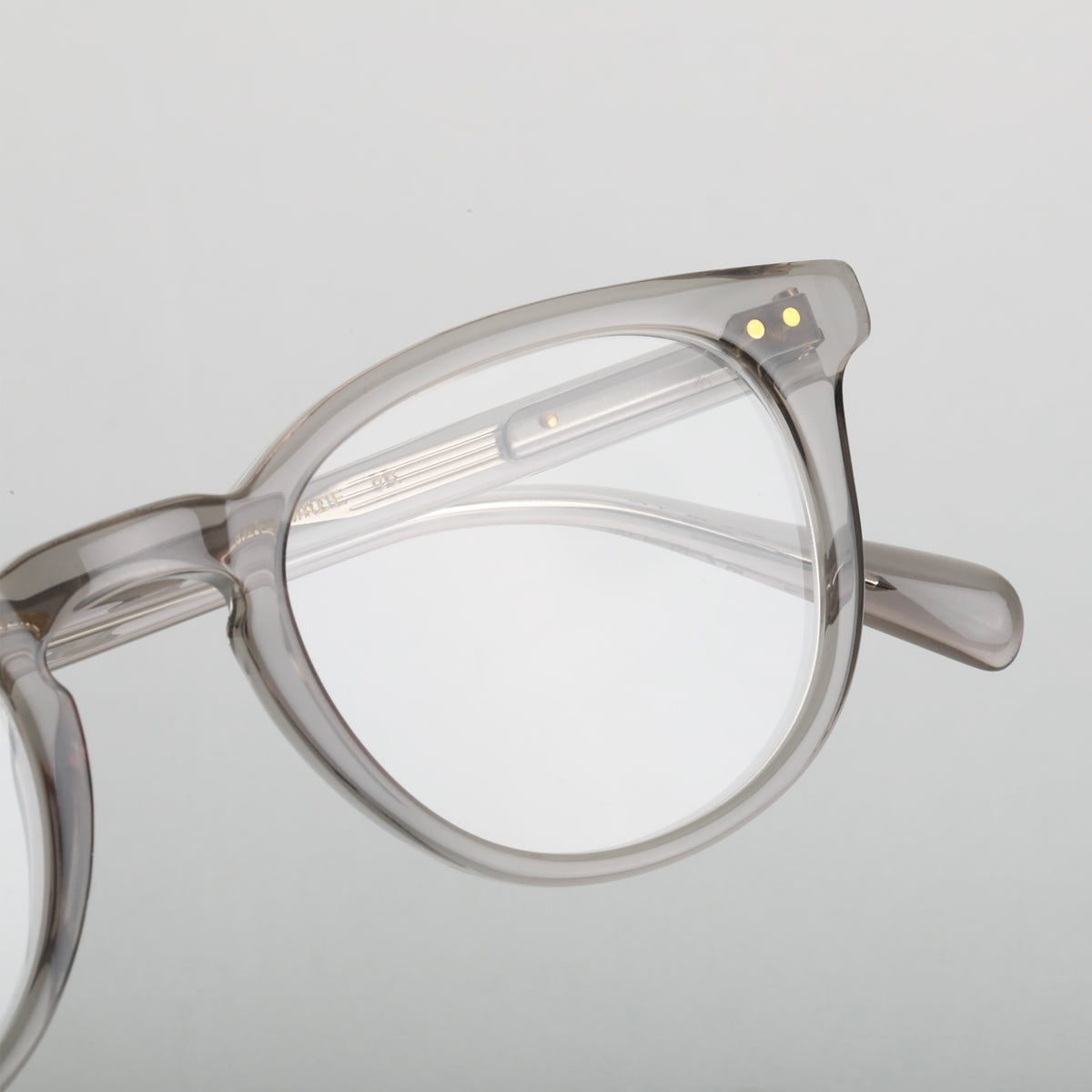 Steve McQueen Carmel Optical C-010 Light Crystal Grey - angle 4