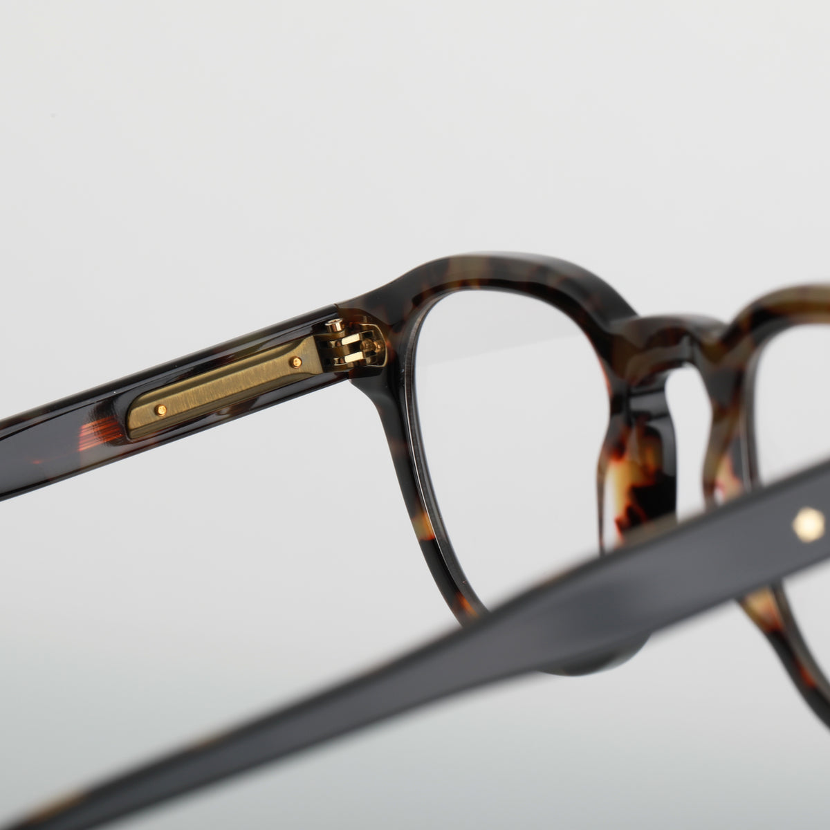 Steve McQueen King Optical 002 Black & Tortoise - angle 3