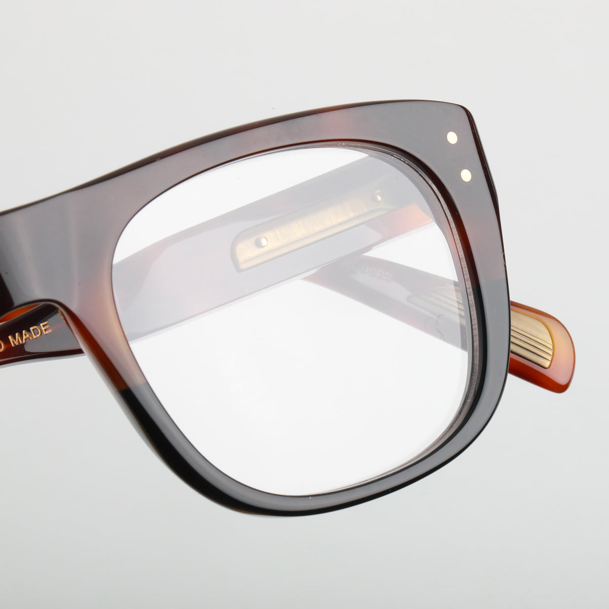 Steve McQueen Race Optical 119 Tortoise To Black - angle 3