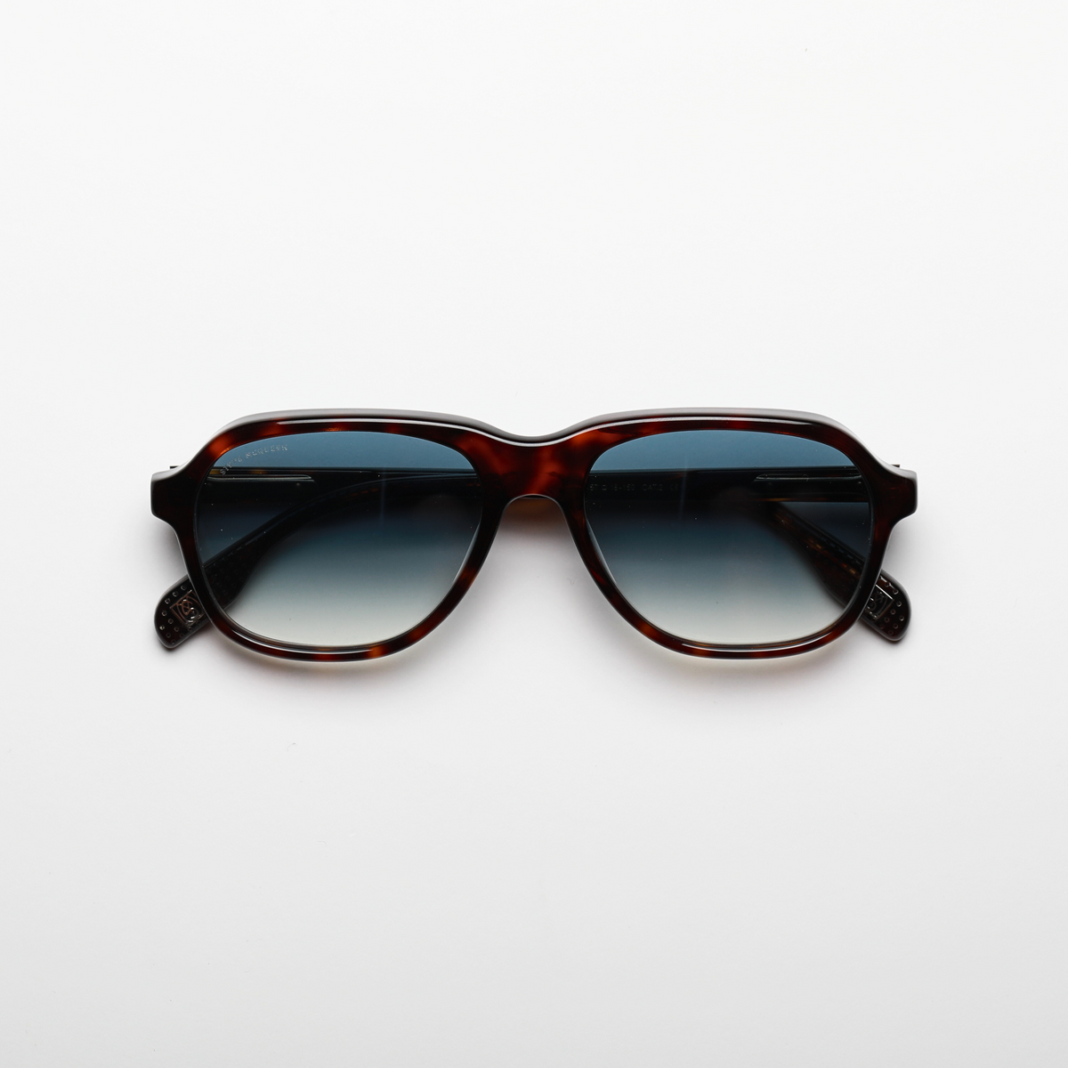 Steve McQueen 1969 SUN 110 — Cherry Tortoise