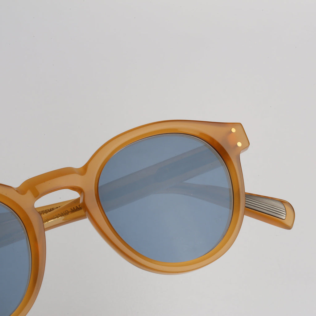 Steve McQueen Bud Sunglasses 128 Honey - angle 3